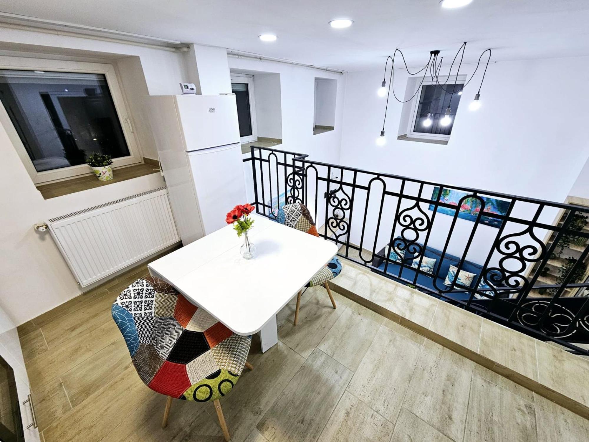 Lovely Duplex Apartment Cismigiu Park - Pop1 Bukares Bagian luar foto